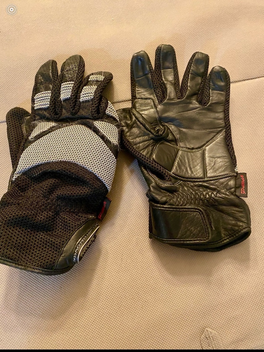 Black and Gray Women's Mesh Leather Gloves